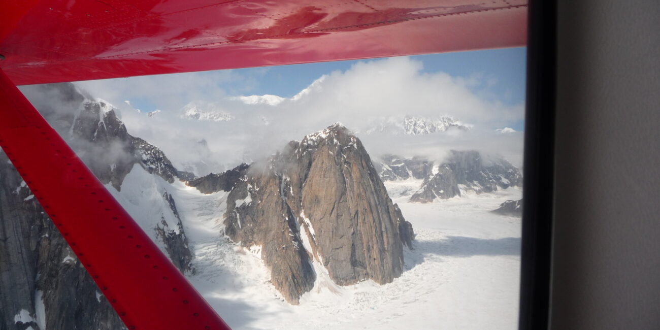 Alaska, Denali Mountain, Mount McKinley, Kleinflugzeug, Gletscher, Schnee, Berge, Aussicht, Tragflügel, der Reisekoffer, reisen